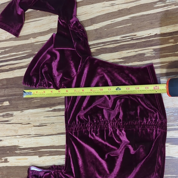 Mixed Threads crop velvet burgundy top - Picture 5 of 6